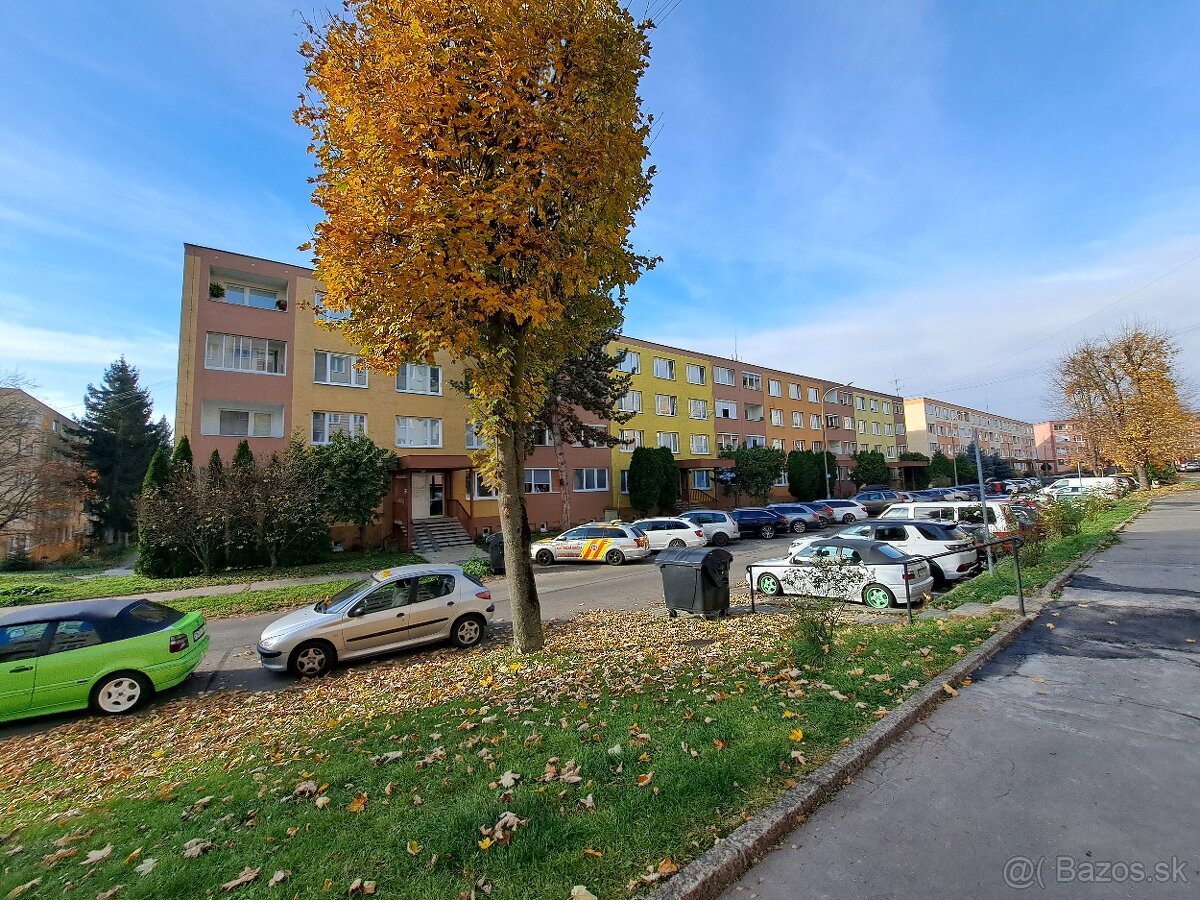 PRENÁJOM Priestranný 3-izbový byt na Severe, Prievidza - 19