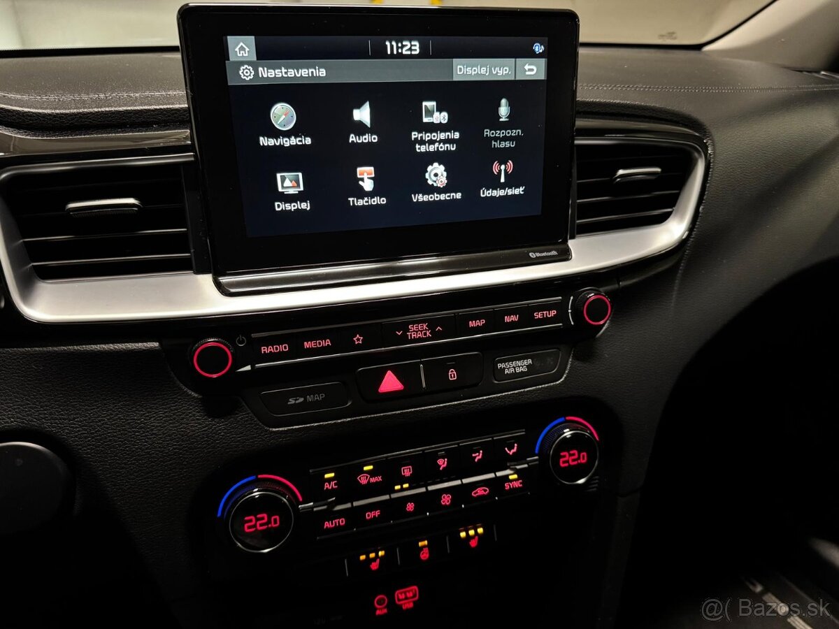 Kia Ceed SW 1,4 T-GDI 103kW 12/2018 Led combi - 19