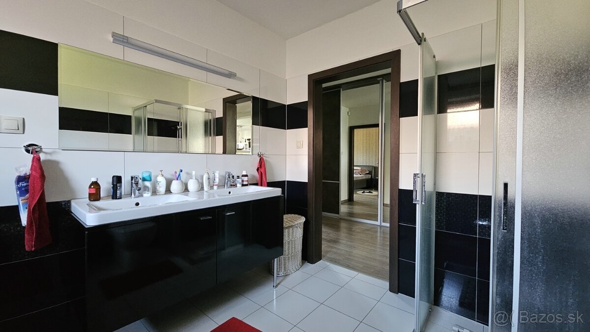 REZERVOVANÉ 4-izbový rodinný neďaleko mesta Nitra - 19