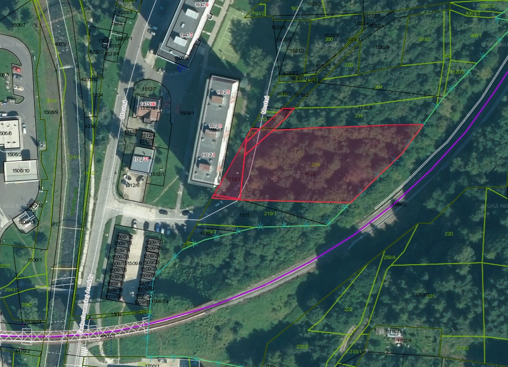 Handlová - 2.840 m2 pozemok na projekt - VÝSTAVBA DOMOV - 19