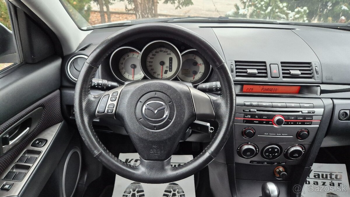 Mazda 3 benzín automat rv.2008 - 19