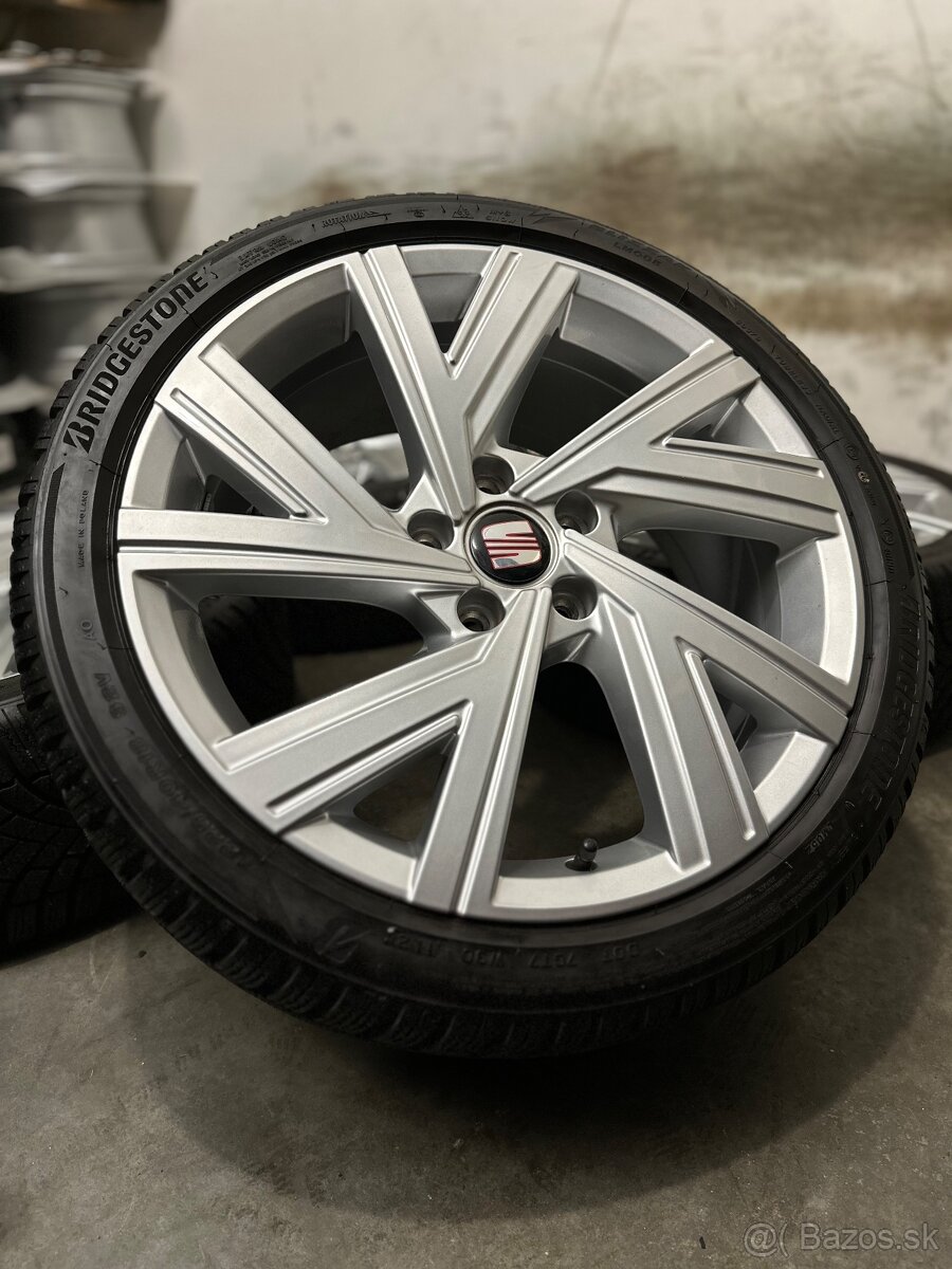 Zimná sada 5x112 R18 , 225/40/18 VW Golf 8 GTI- Bergamo - 19