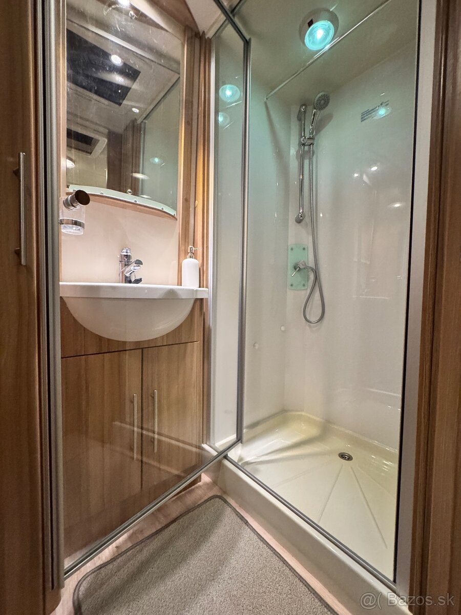 Anglický karavan Lunar Quasar 462 r.v. 2015 Muver + ATC - 19