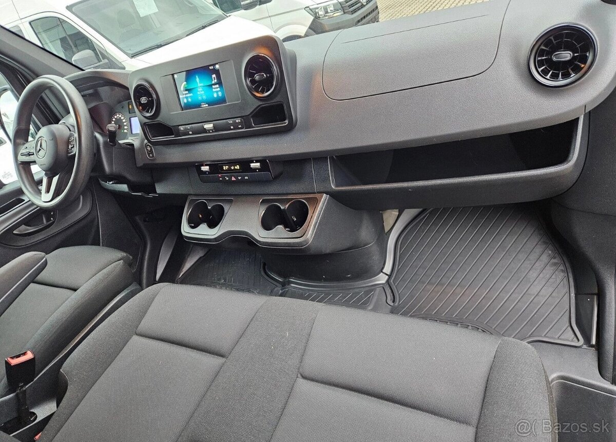 Mercedes Benz Sprinter L3H2 2.0Cdi/170 koni - 2021automat - 19