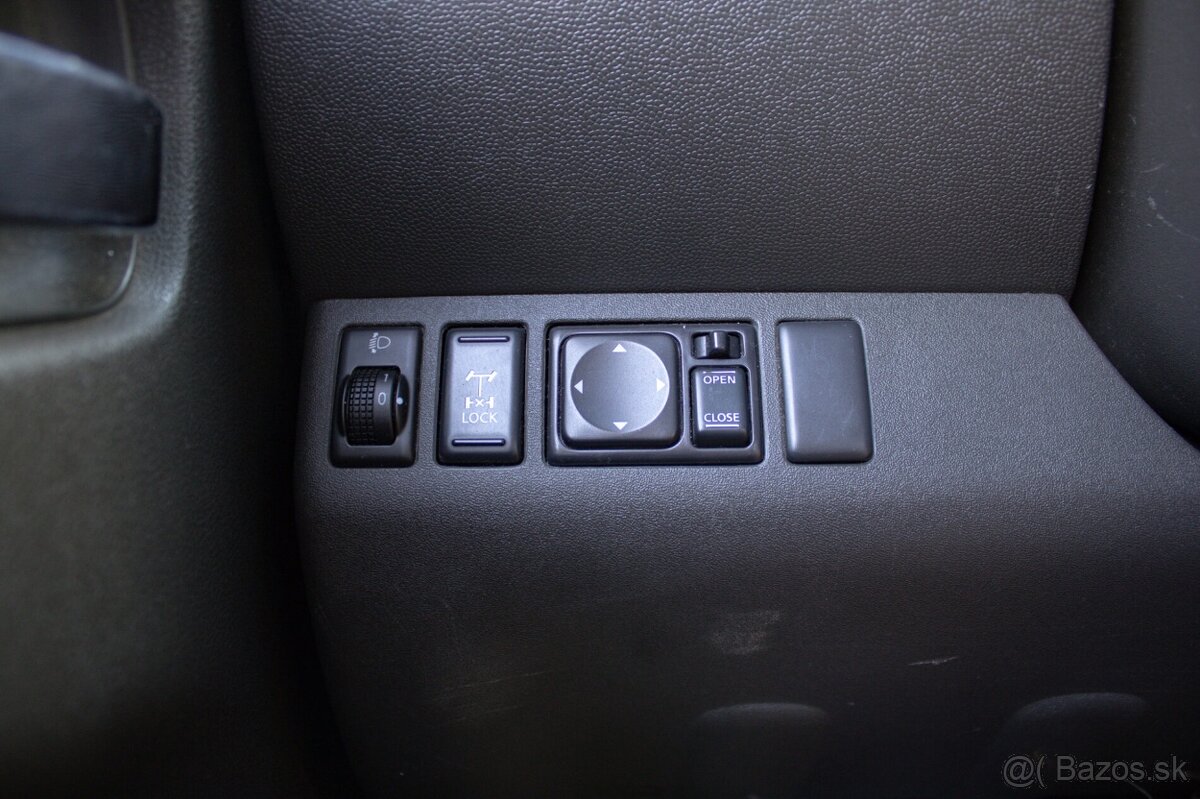 Nissan Navara 2.5 dCi 4×4 - 19