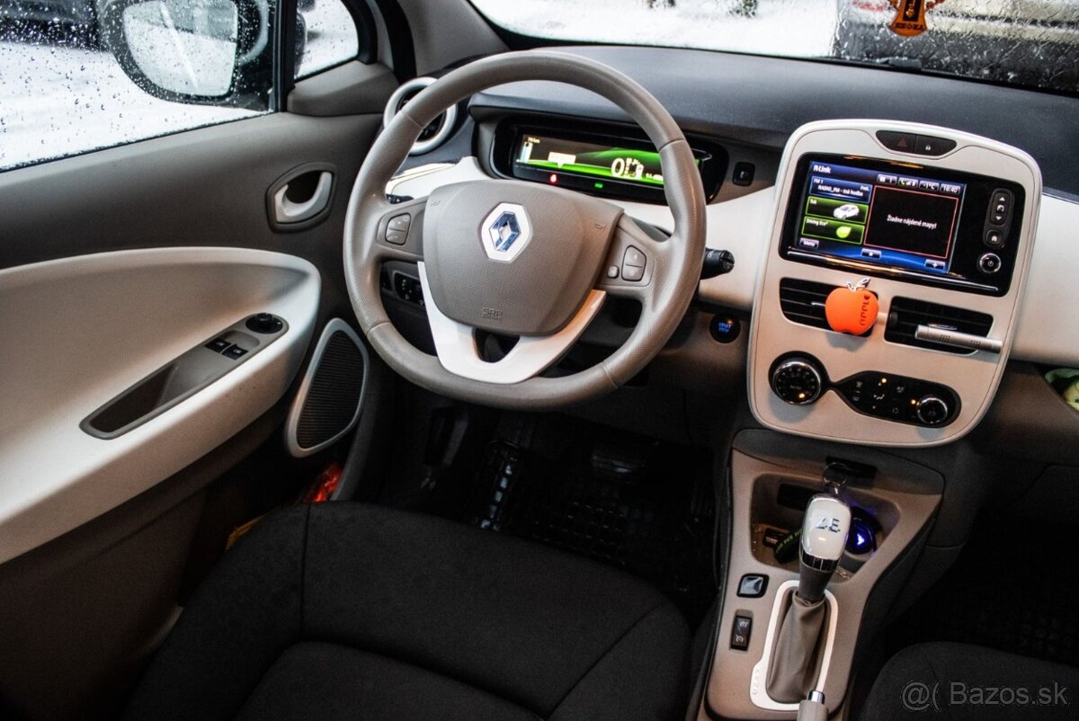 Renault Zoe 2016, 65kW - 19