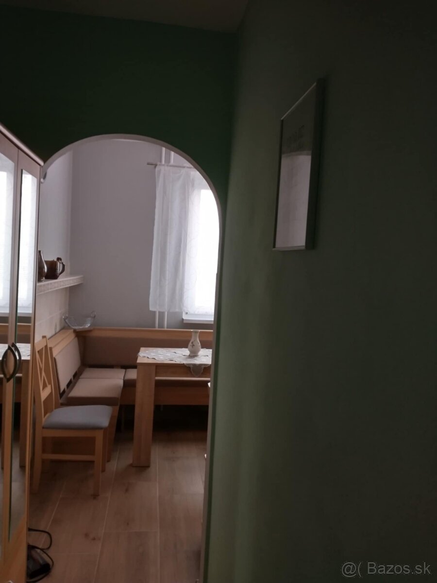 Prenájom 3-izbový byt, Púchov – Rastislavova, balkón - 19