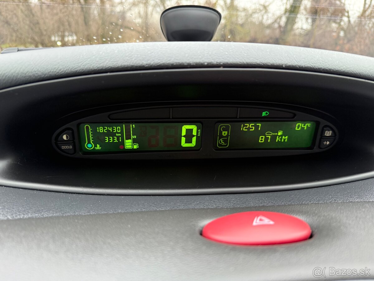 Citroën Xsara Picasso 1.6 16V Plus - 19