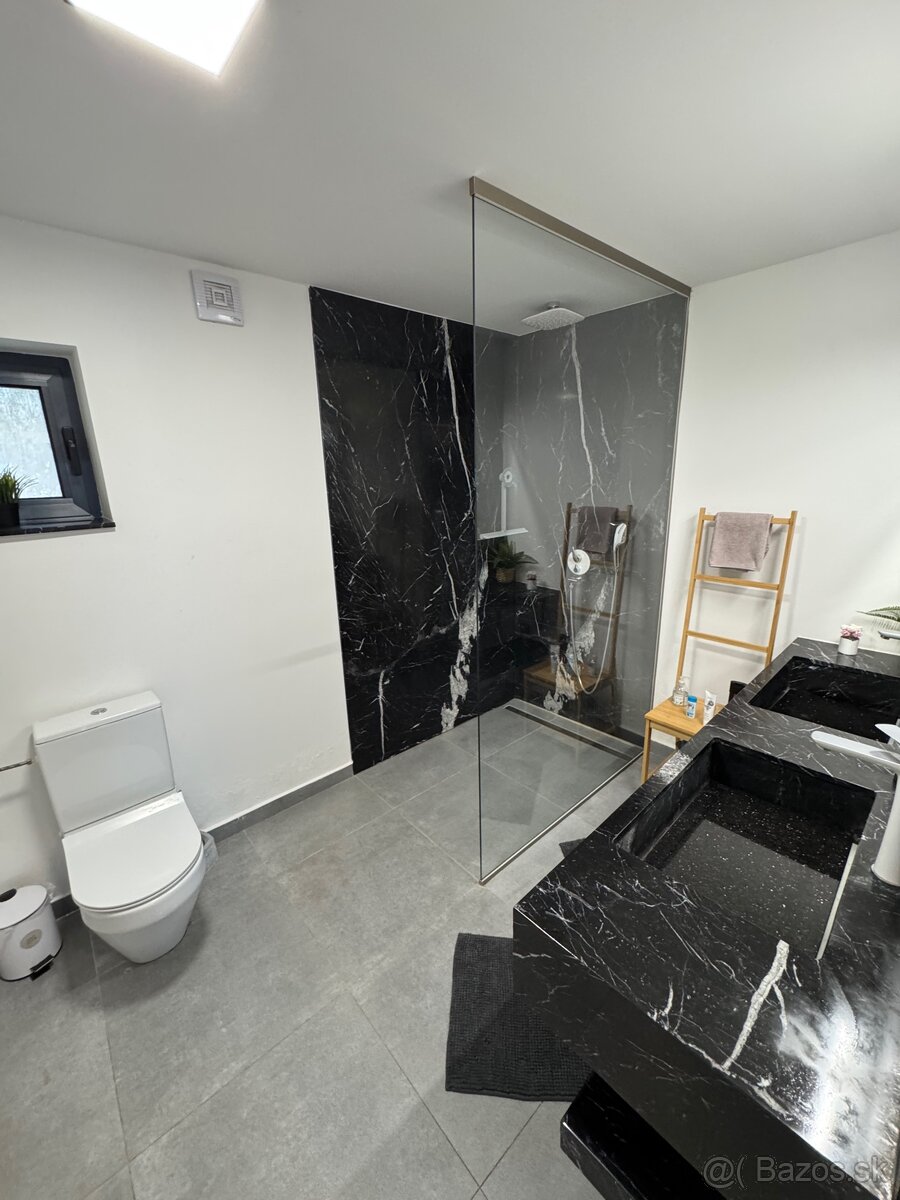 luxusná rekreačná chata v časti Dobrá - 19