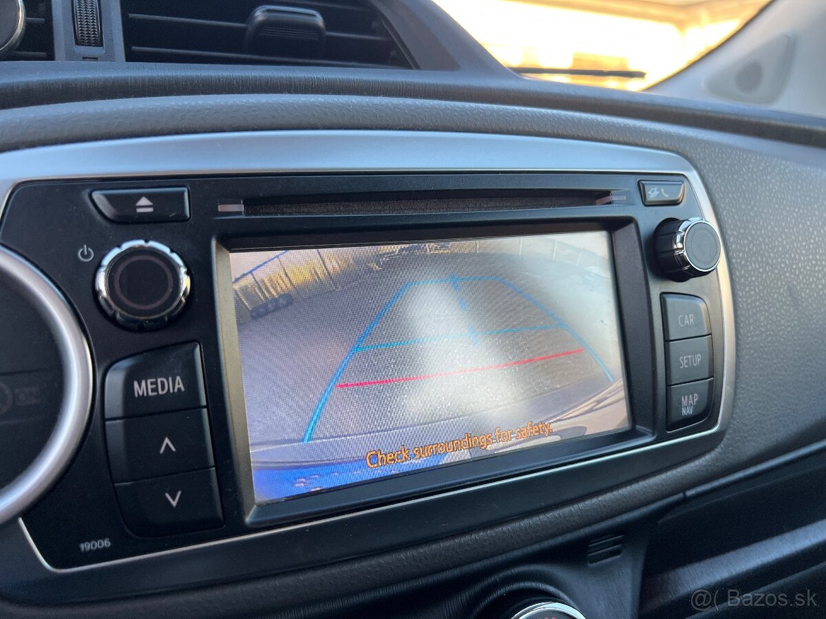 Toyota Yaris 1.33I Dual VVT-i Style SK - 19