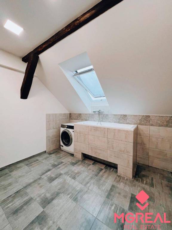 Polyfunkčná budova Bošany - 19