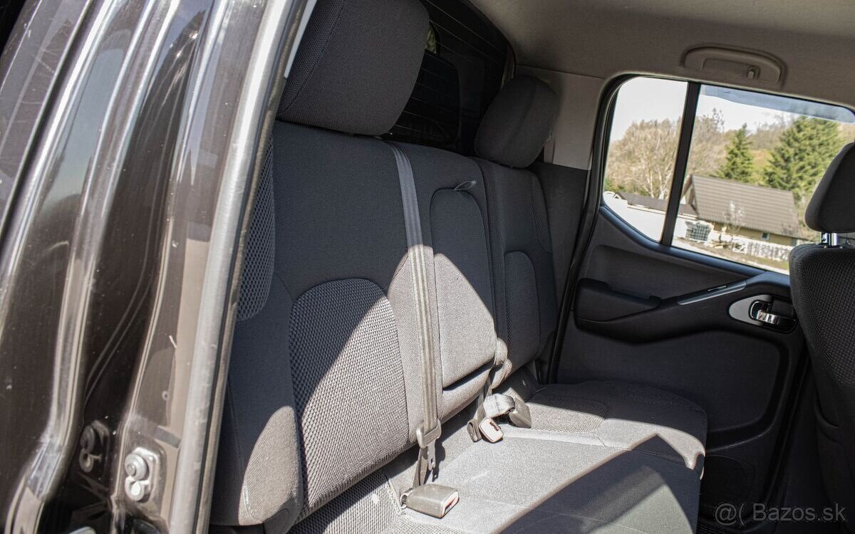 Nissan Navara 2.5D 4X4 2007 - 19