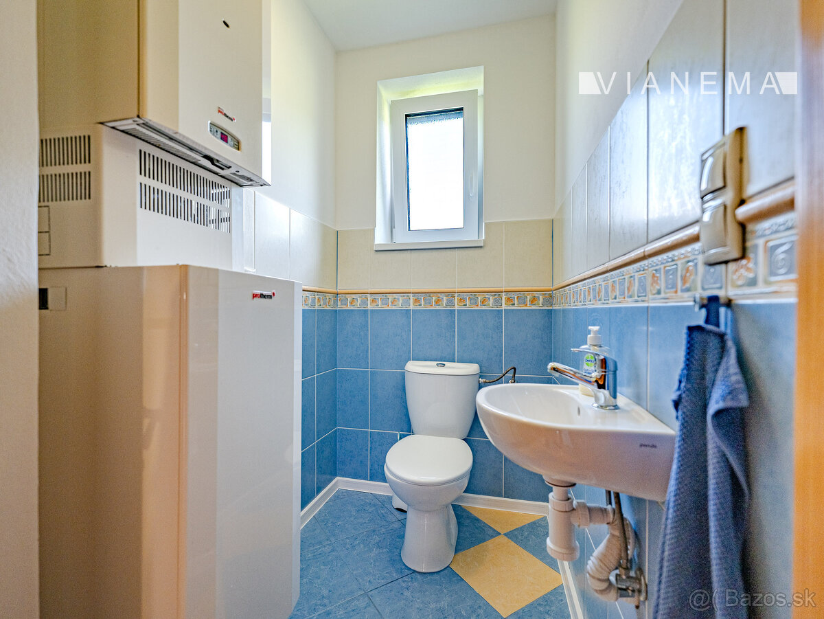 IBA U NÁS Na predaj štýlový 5 - izbový rodinný dom - Horný - 19