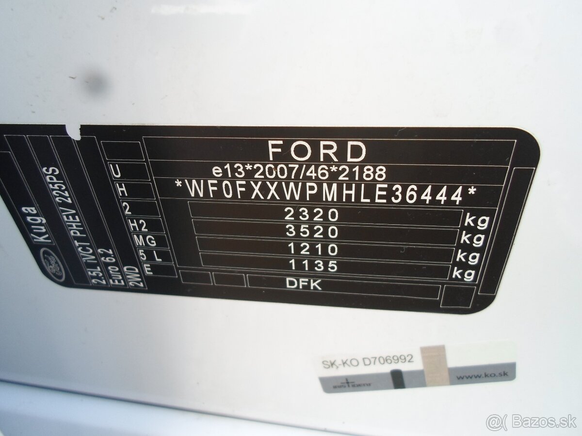 Ford Kuga 2.5 Duratec PHEV 225k ST-Line automat,ParkPilot,al - 19