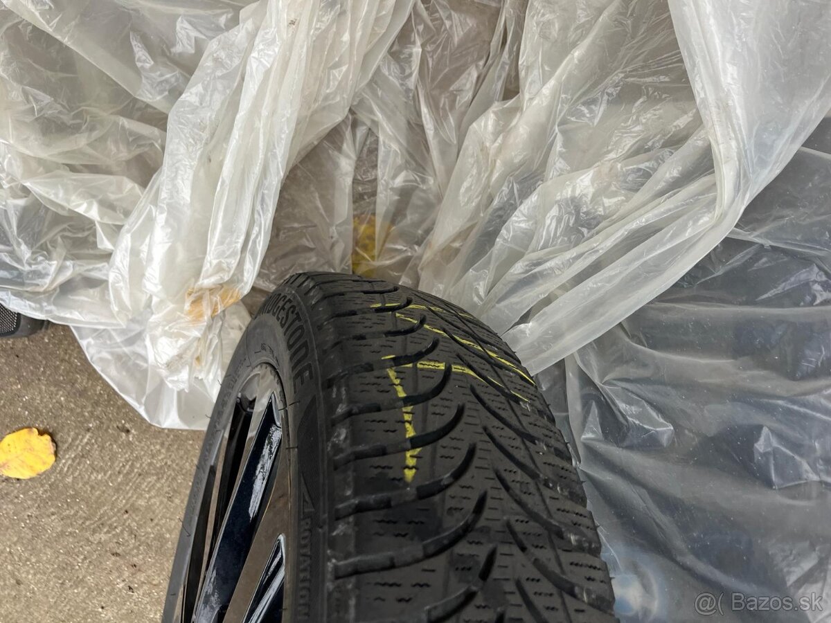 Komplet sada zimných pneumatík na originál BMW hliníkových - 19