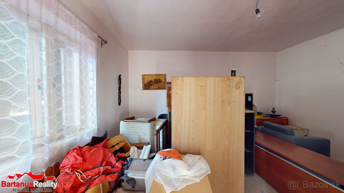 BartanusReality - Na predaj starší rodinný dom s veľkým poze - 19