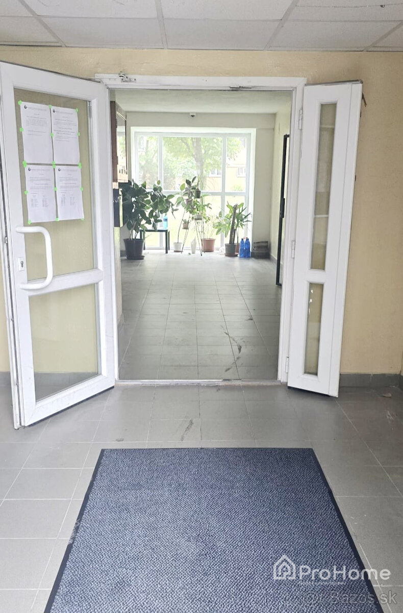 3 samostatné izby+kuchyňa s jedálňou–Petržalka, Andrusovova - 19