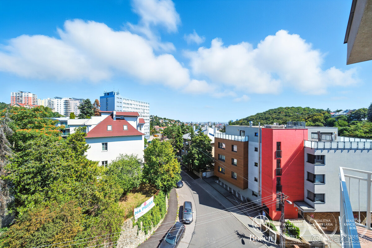 BOSEN | Výhľady, priestor, krb - 152 m2 plus terasa 102 m2, - 19