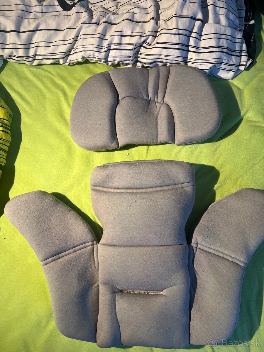 autosedačka Nuna PIPA Lite i-Size + Isofix základňa - 19