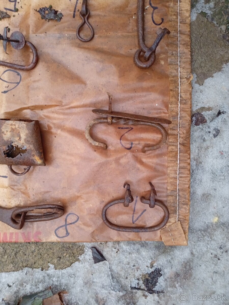 Staré drobnosti na dekoráciu - 19