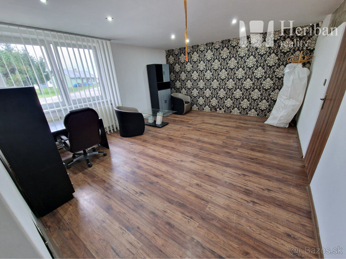 Admin.budovy + sklady, 65 ár.pozemok, k.ú. Mokrance/Moldava - 19