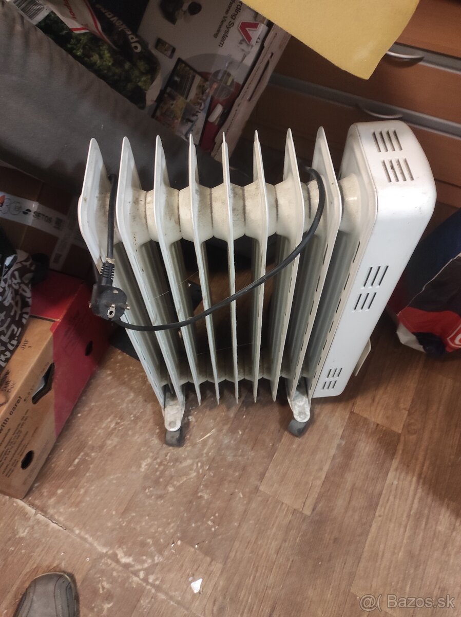 ROZPREDAVAM ELEKTRONIKU - 19