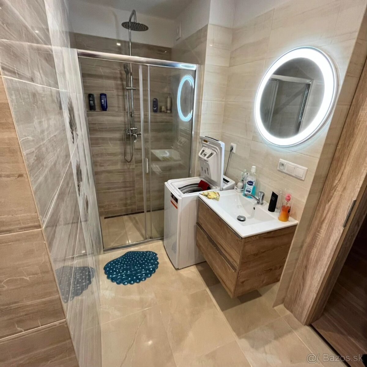 Kúpeľne, bytové jadrá - 19