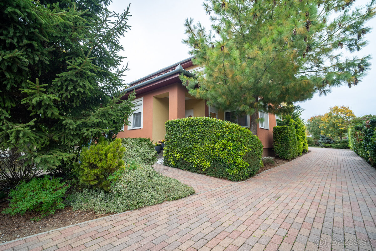 Na predaj rodinná vila v maďarskej obci Gyenesdiás - 19