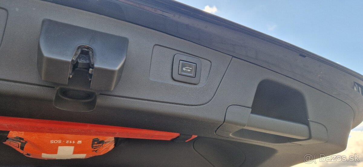 Opel Insignia ST 2.0 CDTI S S Innovation AT8 - 19