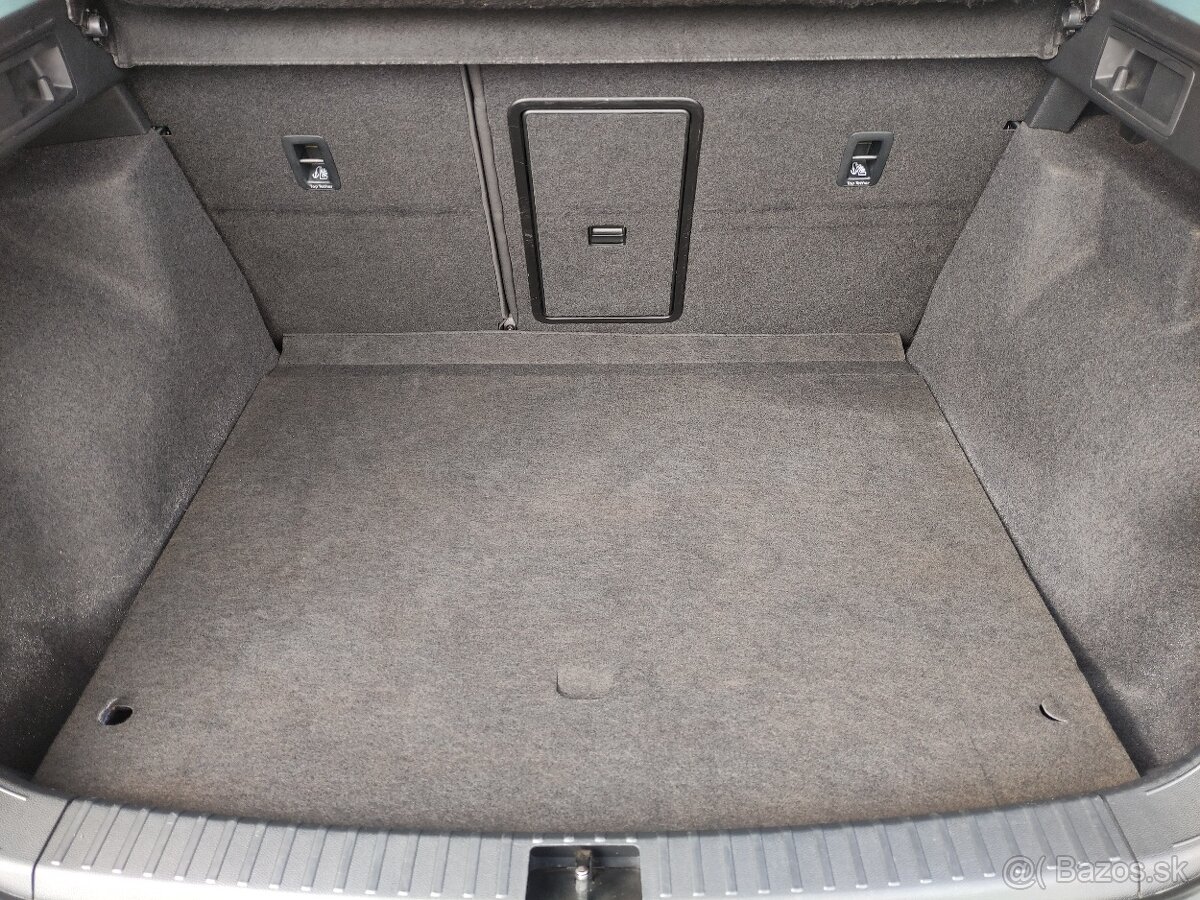 Seat Ateca DSG FR 4Drive FullLED WEBASTO BEATS KAMERA TAŽNÉ - 19