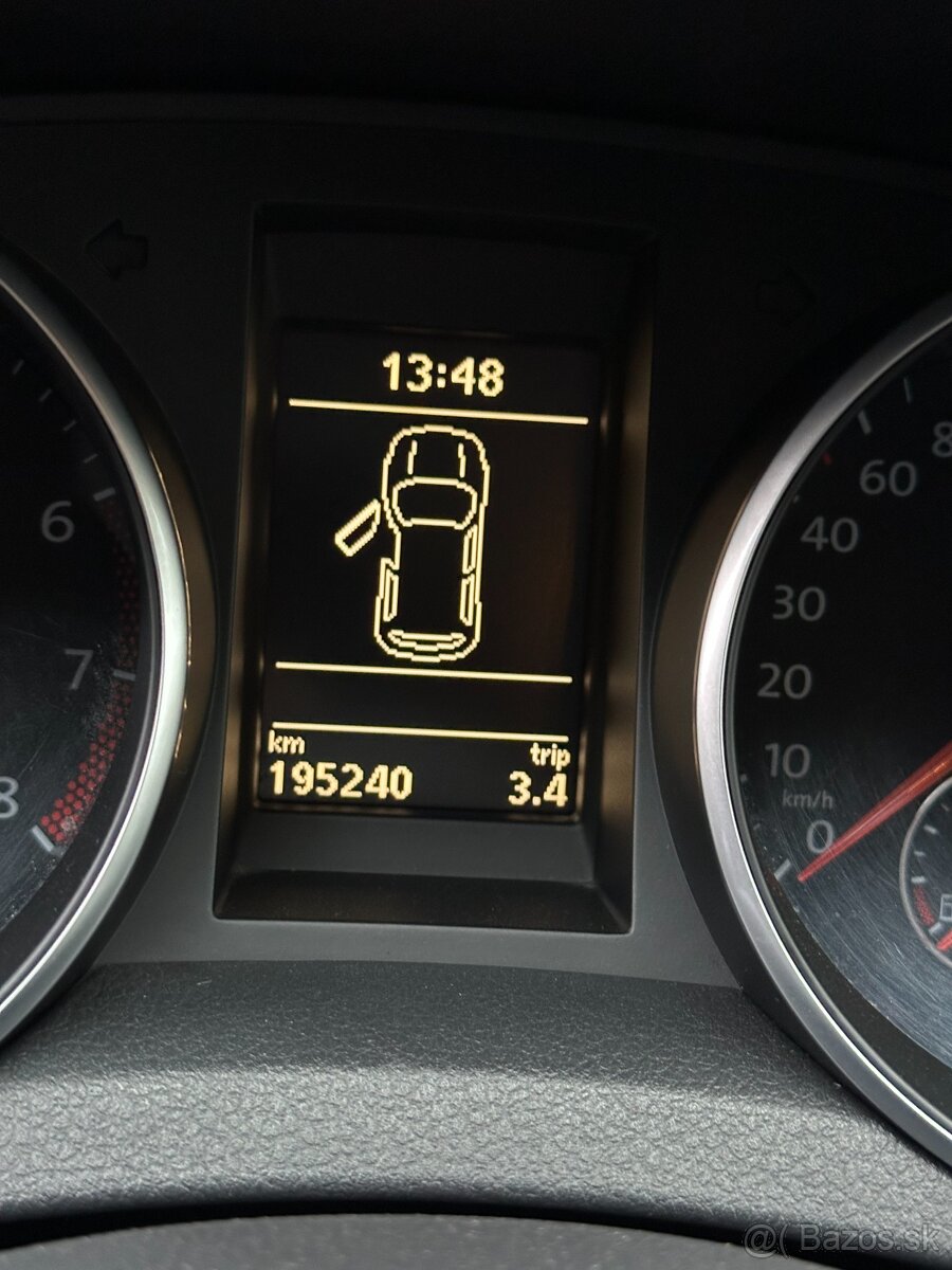 Volkswagen Golf 1.4TSI Highline - 19