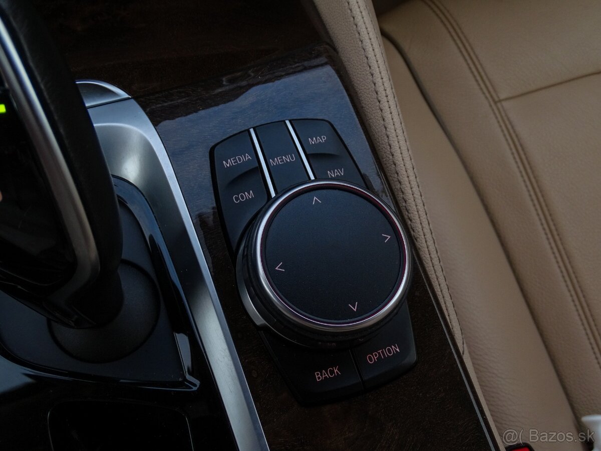 BMW Rad 5 530d xDrive A/T, Luxury Line, VYMENENÉ ROZVODY - 19