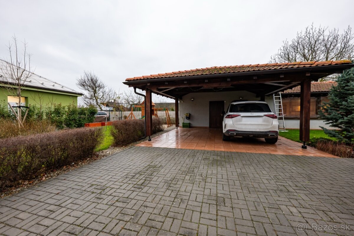 Exkluzívna rodinná vila Bošáca - 19