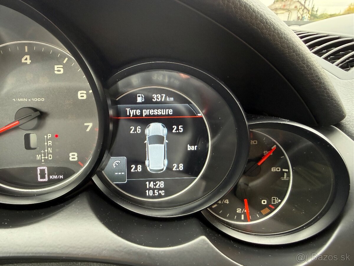 Porsche Cayenne S - 19