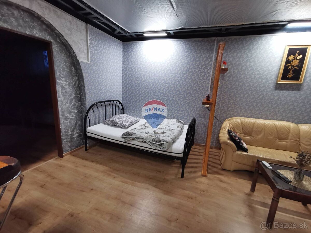 Zrekonštruovaná 2 podlažná obchodná budova, 1200m2, Dlhé nad - 19