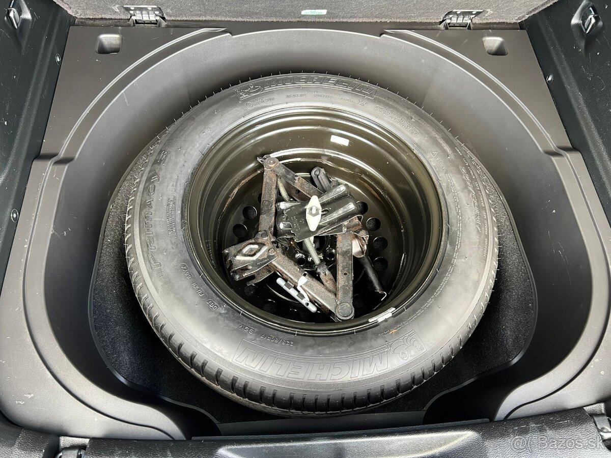 Jeep Cherokee 2.2 CRD 4x4, 88 000 km, ČR (Třinec) - 19