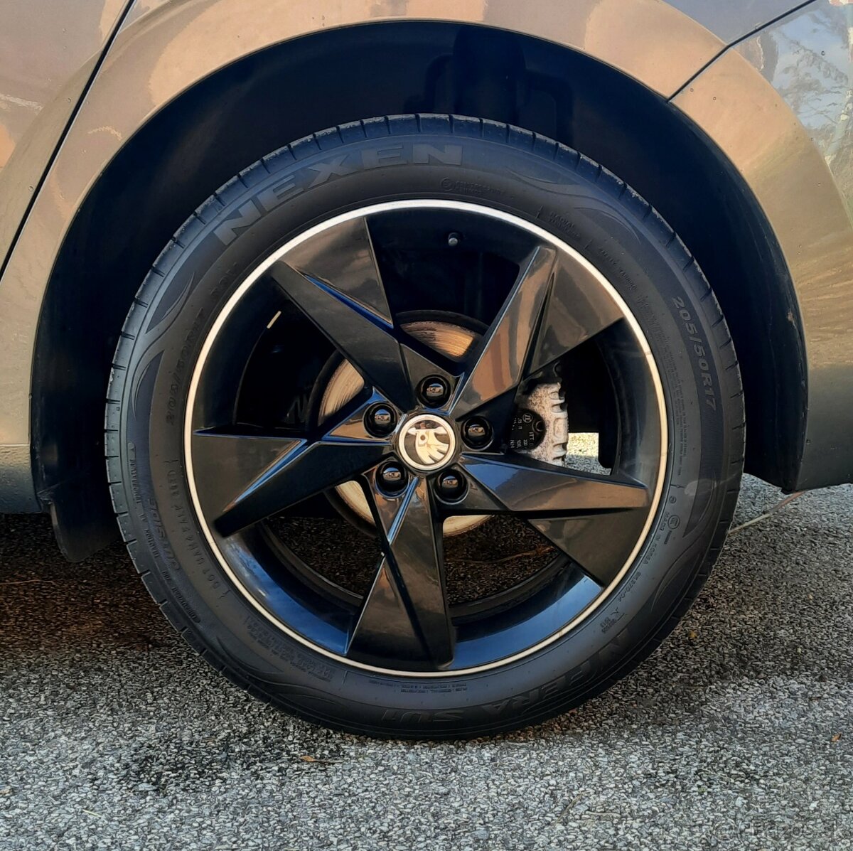 Predám Škoda Scala 1.5 TSI Monte Carlo DSG - 19