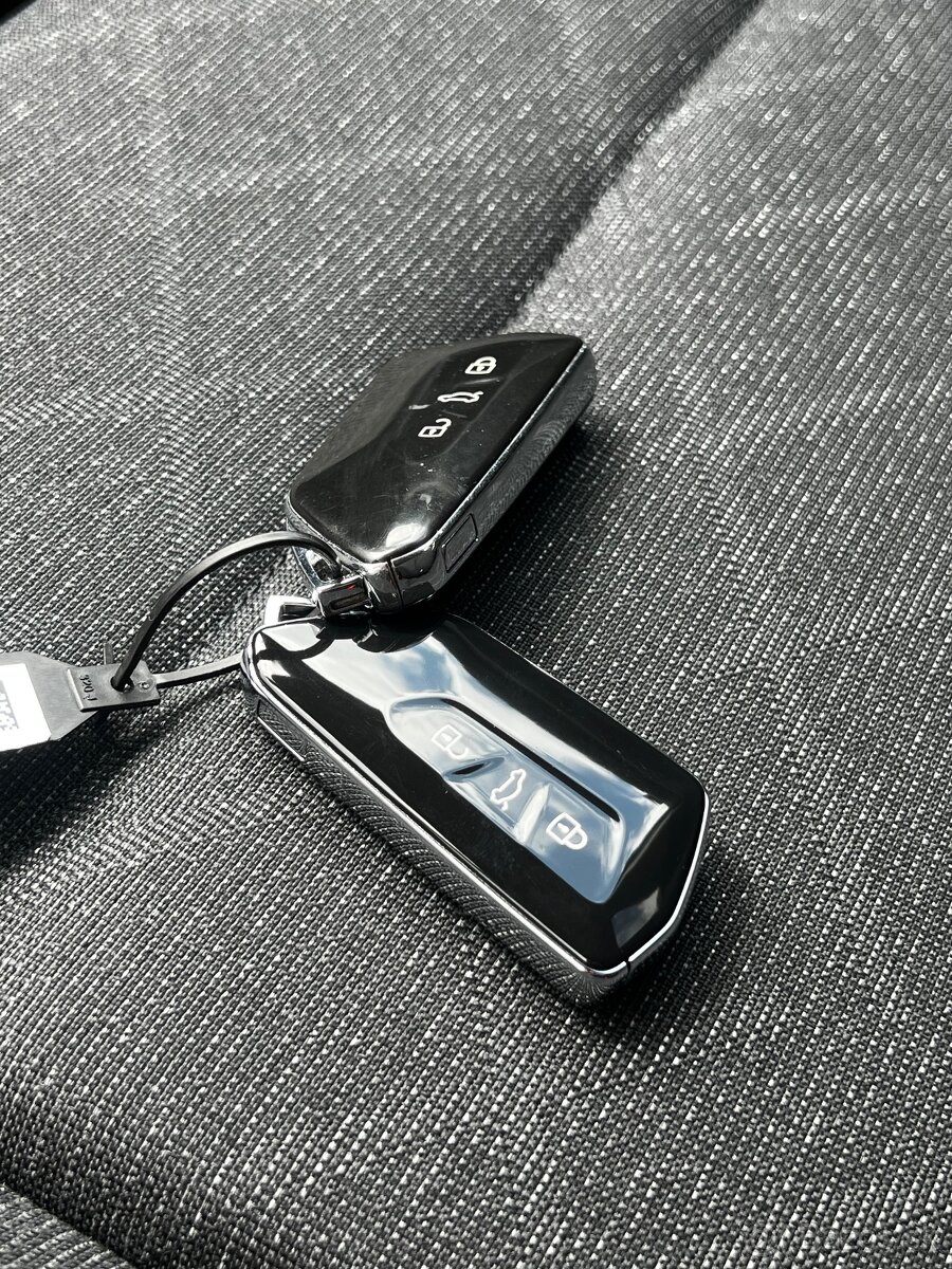 Volkswagen Golf 8 2.0TDi Dsg - 19