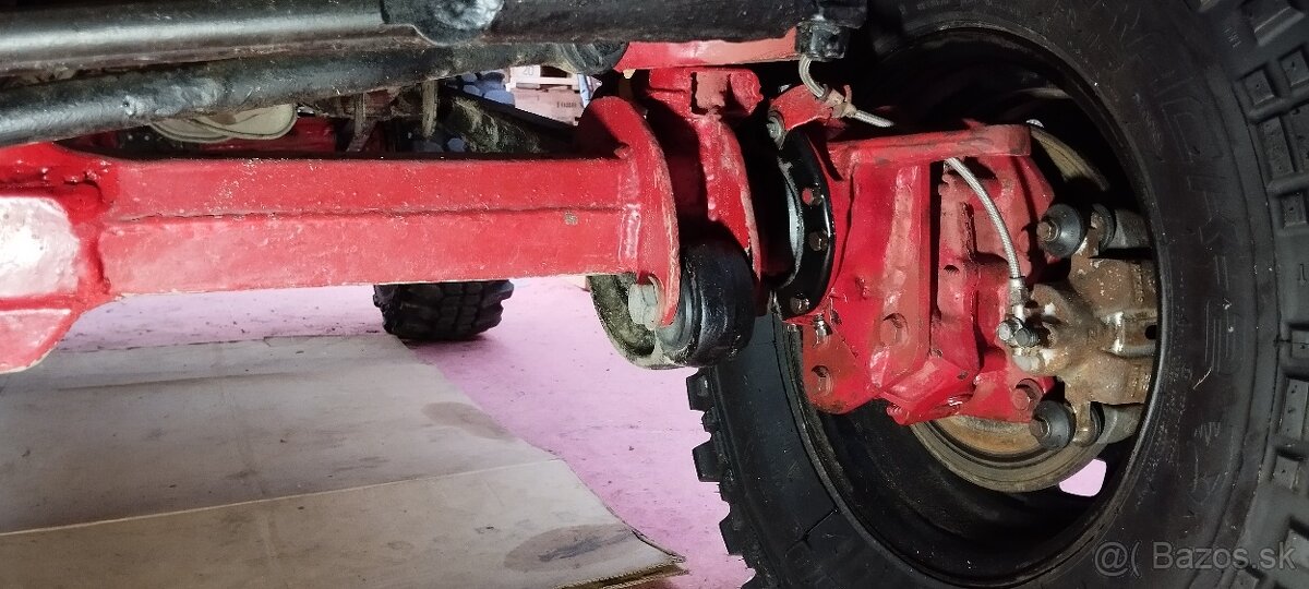 Suzuki Samurai off-road špeciál s portálovými nápravami - 19