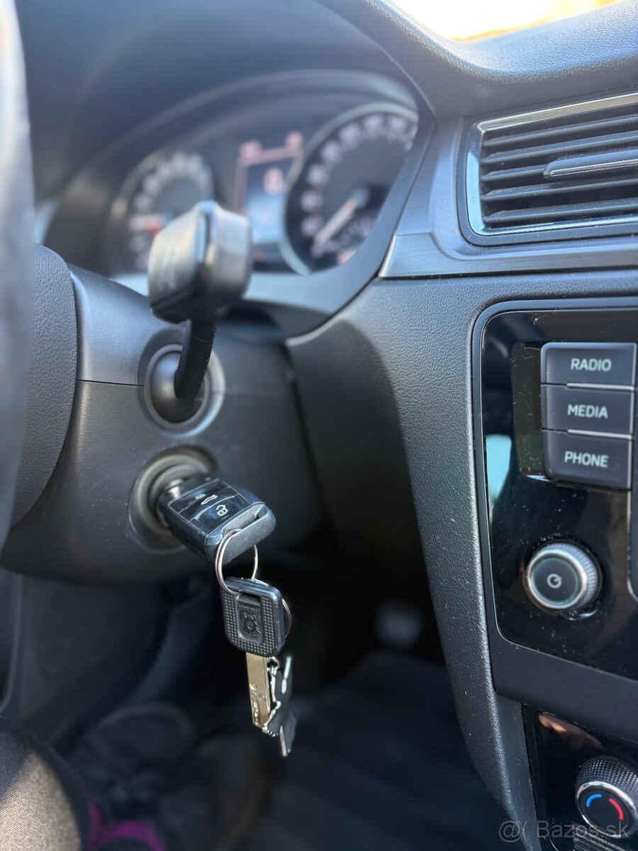 Škoda rapid Spaceback 1.4tdi - 19