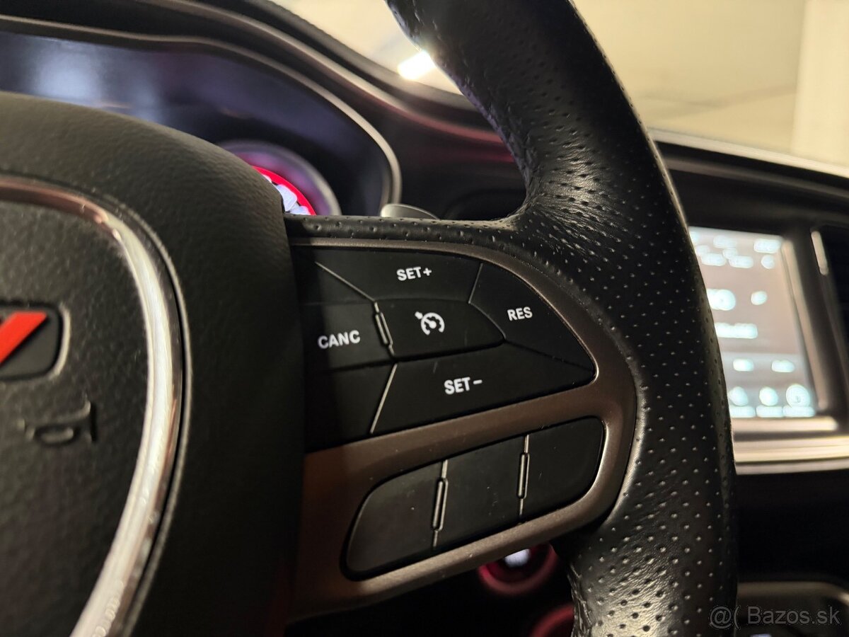 Dodge Challenger SRT 392 6.4l - 19