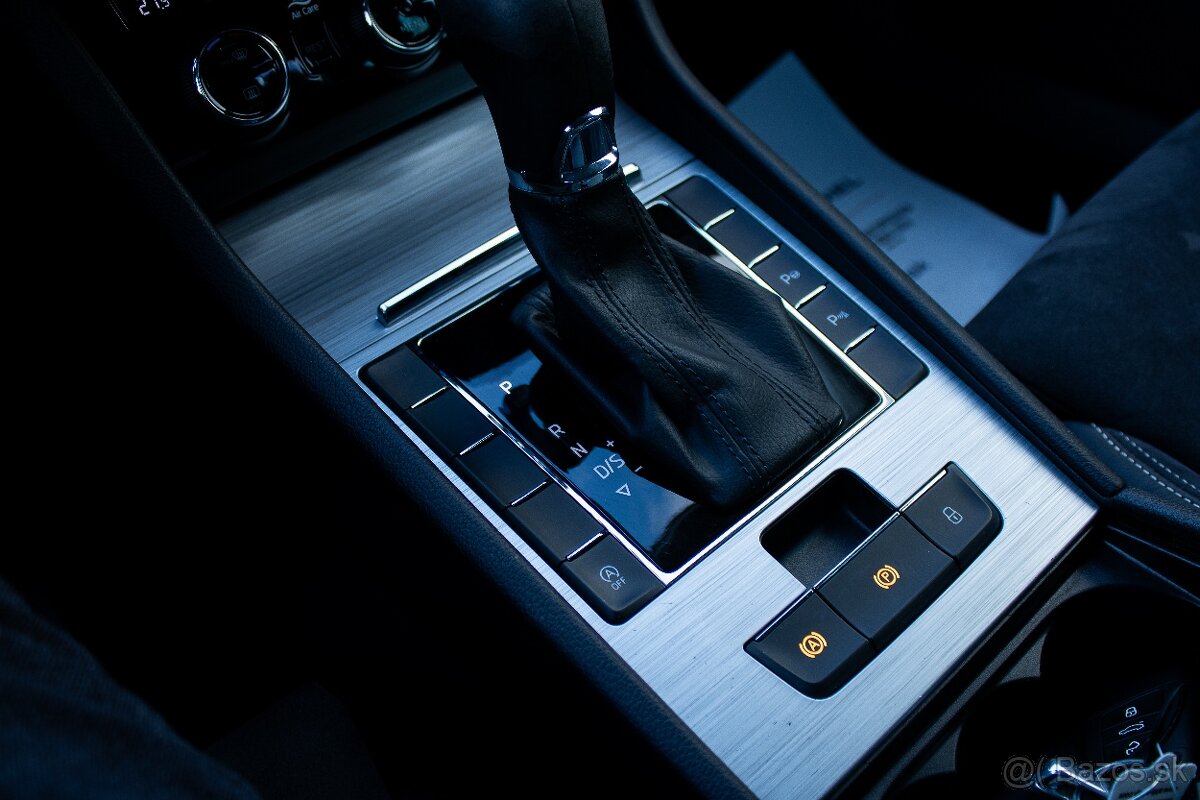 Škoda Superb Combi 2021 2.0 TDI 110kW DSG - Odpočet DPH - 19