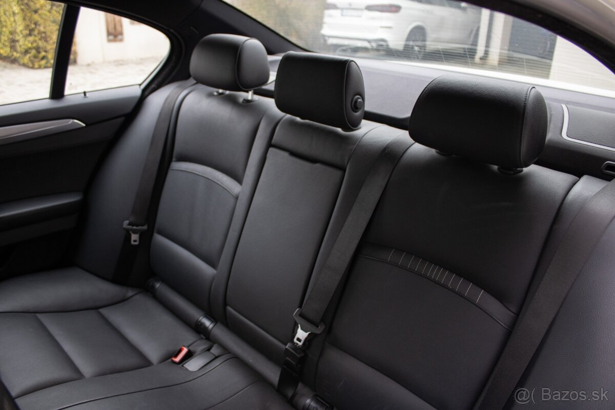 BMW Rad 5 LCI 530d xDrive M Sport 103tis.km DPH - 19