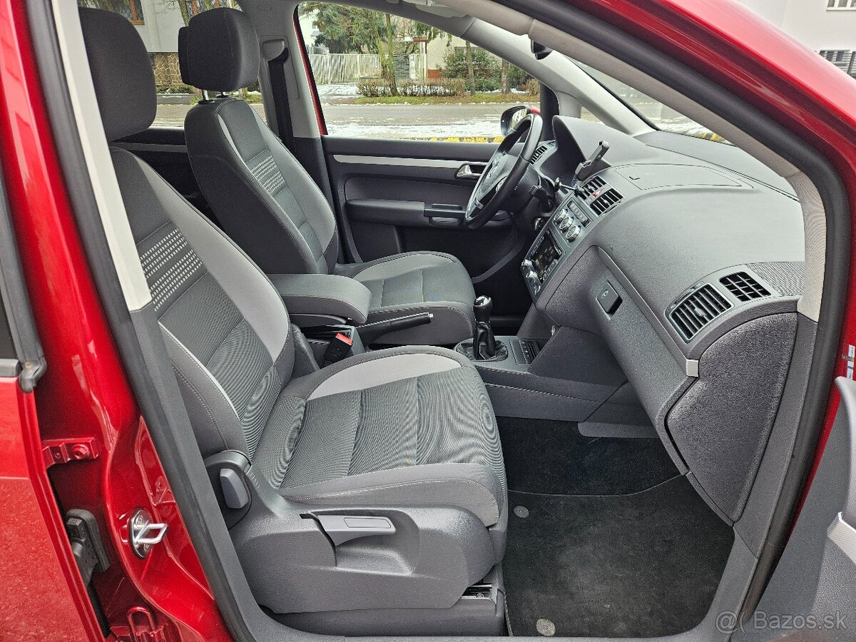 Volkswagen Touran 2.0TDI - 19