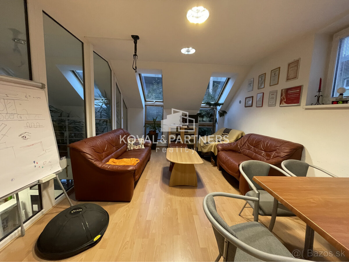 Administratívny, obchodný a skladový priestor v priemyselnej - 19