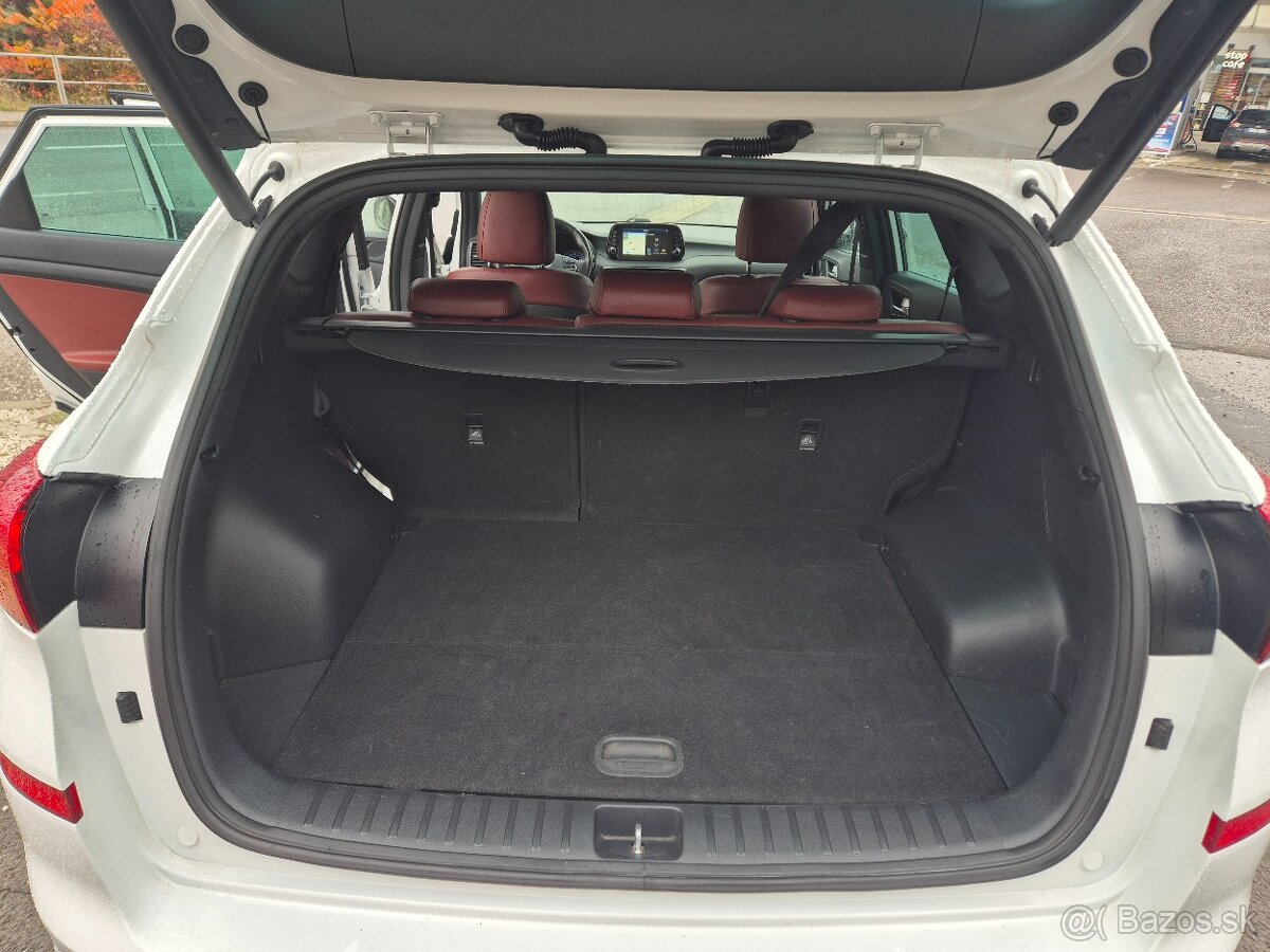 HYUNDAI TUSCON 2.0 CRDi NAFTA + HEV - 19