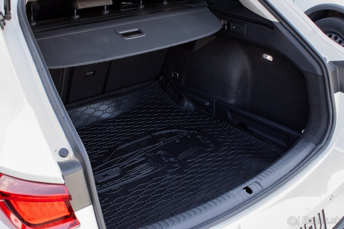 Seat Leon SP Xcellence SK auto / 1.MAJITEĽ / NELAKOVANÉ - 19