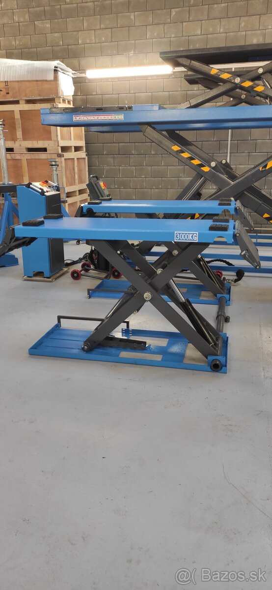 Dvojstlpový zdvihák 4.000-7.500 kg-AUTOMAT,ZÁRUKA - 19