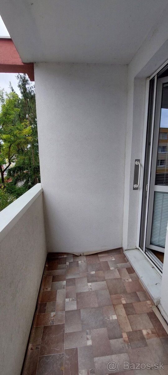 Predáme 4-izbový byt vo Vrakuni - 19