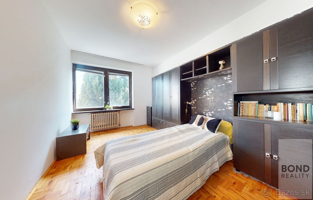 Jedinečná investičná príležitosť na Hradnom kopci. Luxusný r - 19